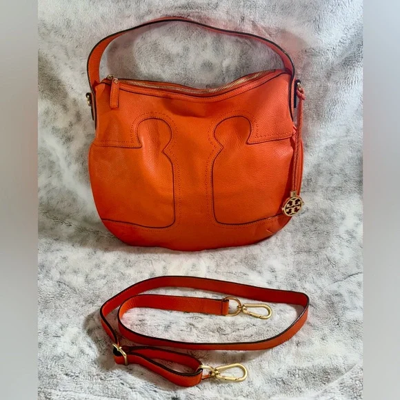 Tory Burch NWOT No callouts. Plastic on T. Fire Orange 🔥 Leather Crossbody Hobo - Picture 3 of 16